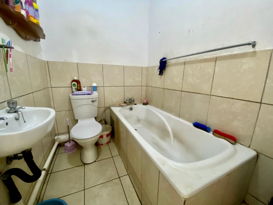 2 Bedroom Property for Sale in Rustenburg Central North West